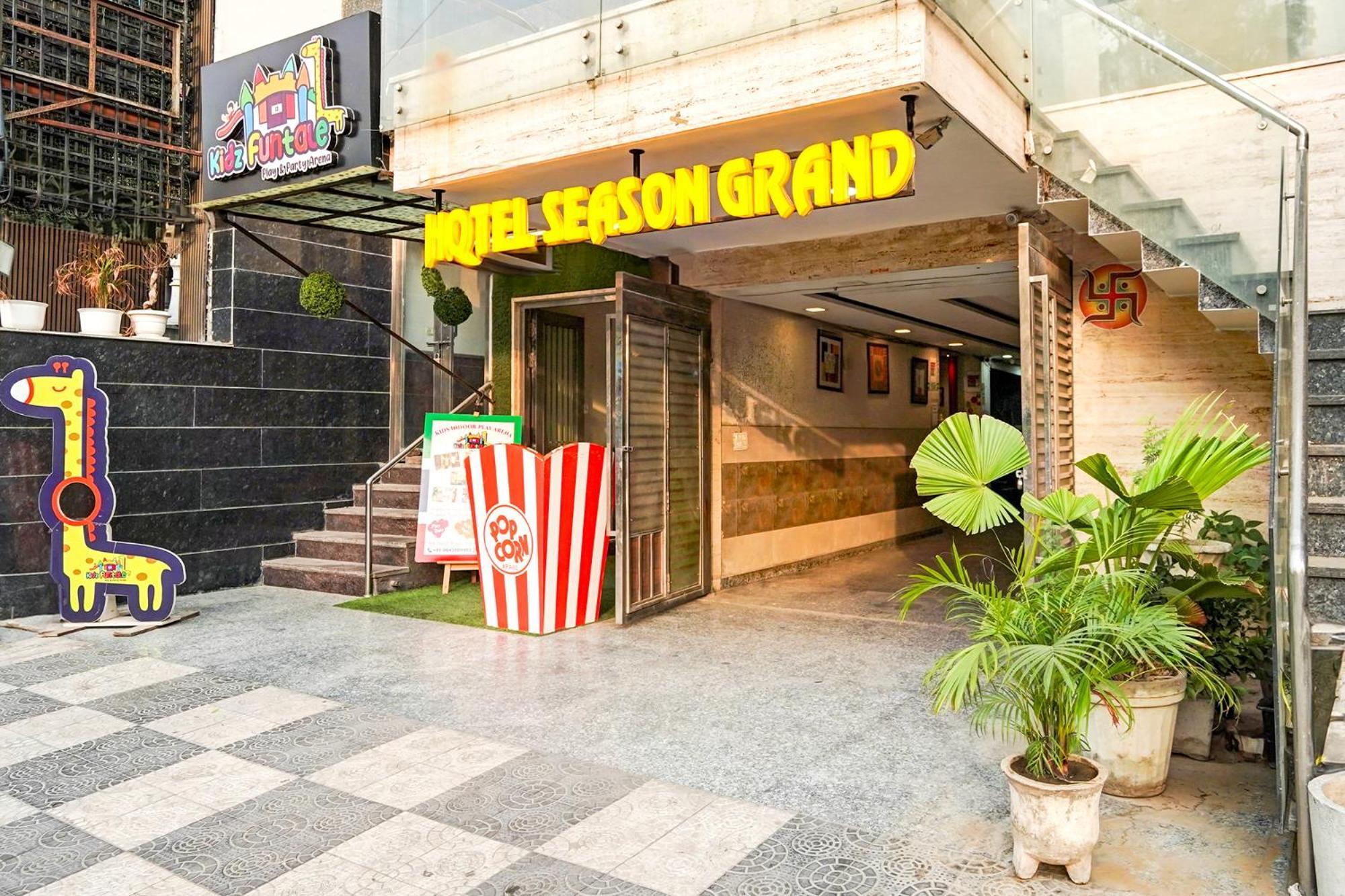 Fabhotel Season Grand Delhi  Exterior photo